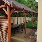 Pensiune Elek Apartmanhaz 4*