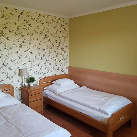 Elek Apartmanhaz *