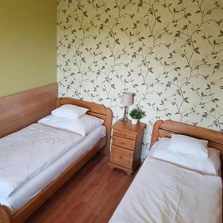 Elek Apartmanhaz Gæstehus