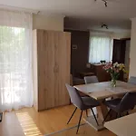 招待所 埃列克公寓式酒店 4*