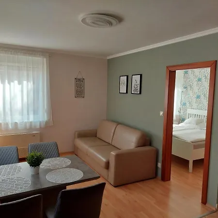 Konukevi Elek Apartmanhaz